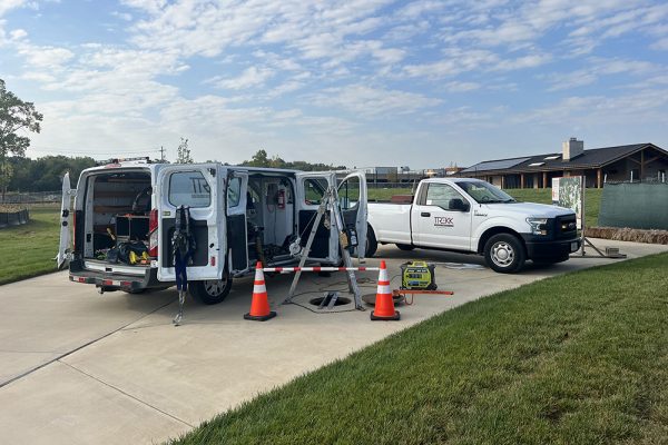 Stormwater Asset Management_manhole locate with van and truck